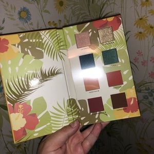 ALamar cosmetics Reina Del Caribe Vol. 1